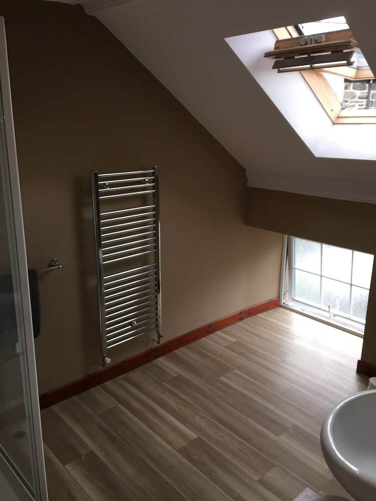 Hotel Pisgah Guest House