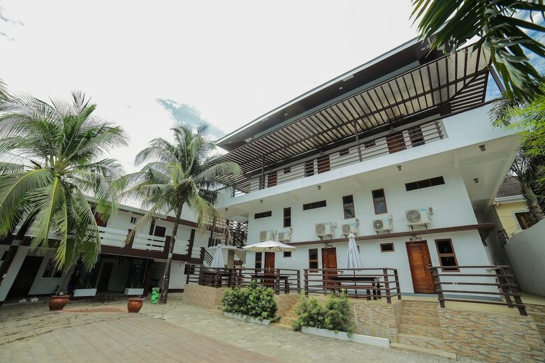 Hotel Bataan White Corals Beach Resort
