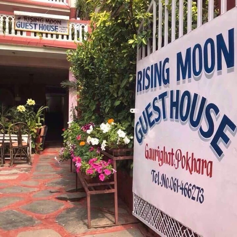 Hotel Rising Moon Guest House