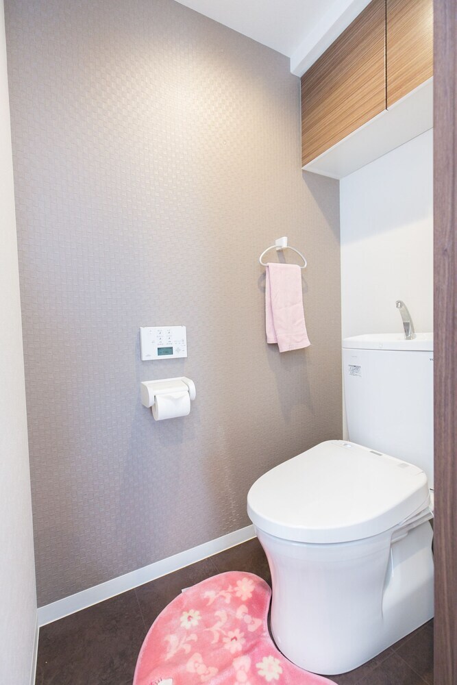 Awaza Station High Floor Apartment