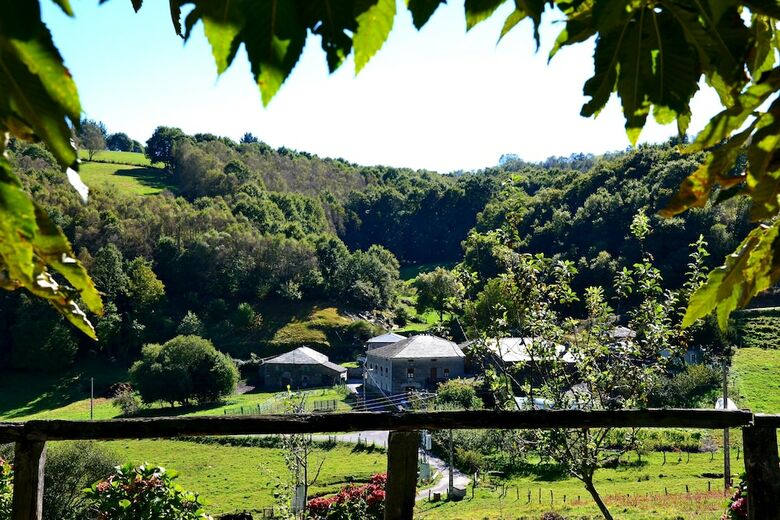 Apartamentos Rurales Ron