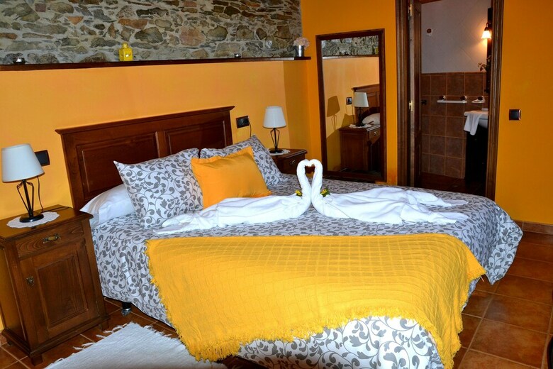 Apartamentos Rurales Ron