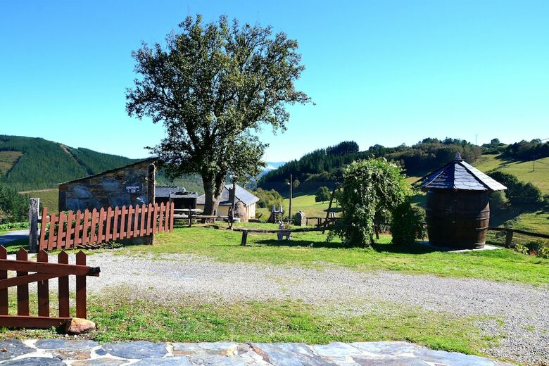 Apartamentos Rurales Ron