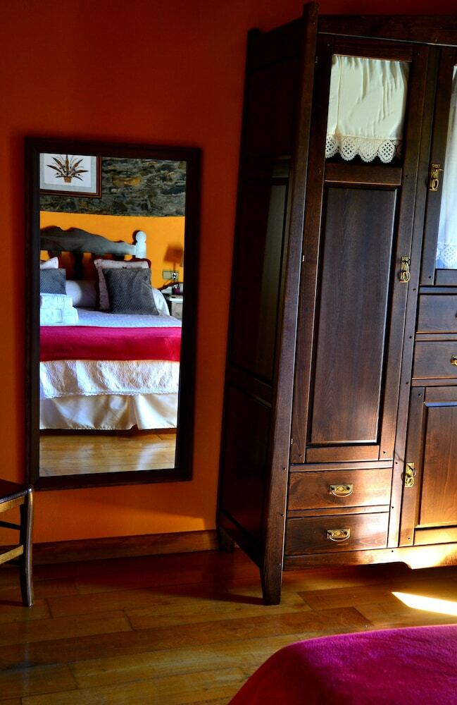 Apartamentos Rurales Ron