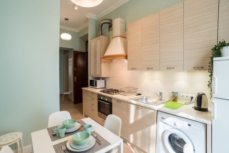 Rentplanet - Apartament Aria?ska 13