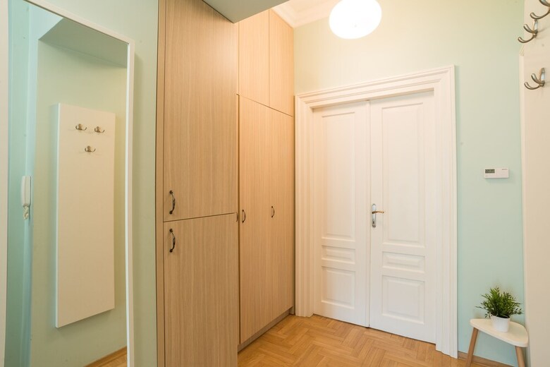 Rentplanet - Apartament Aria?ska 13