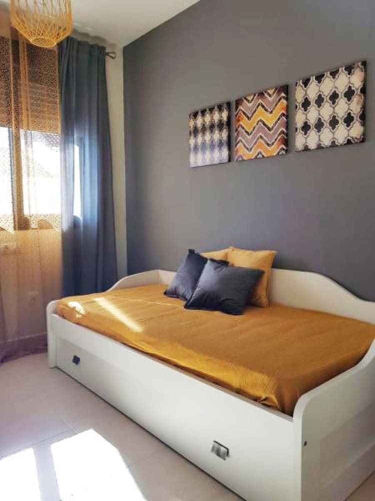 Fr Uni�n Europea - Apartamento Para 6 Personas
