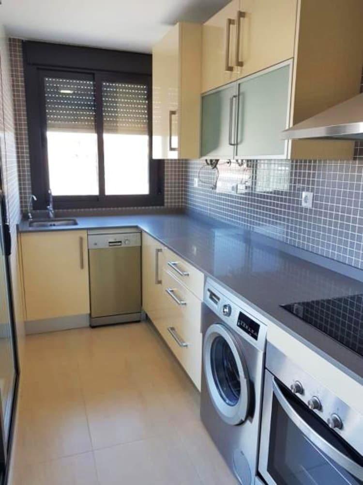 Fr Uni�n Europea - Apartamento Para 6 Personas