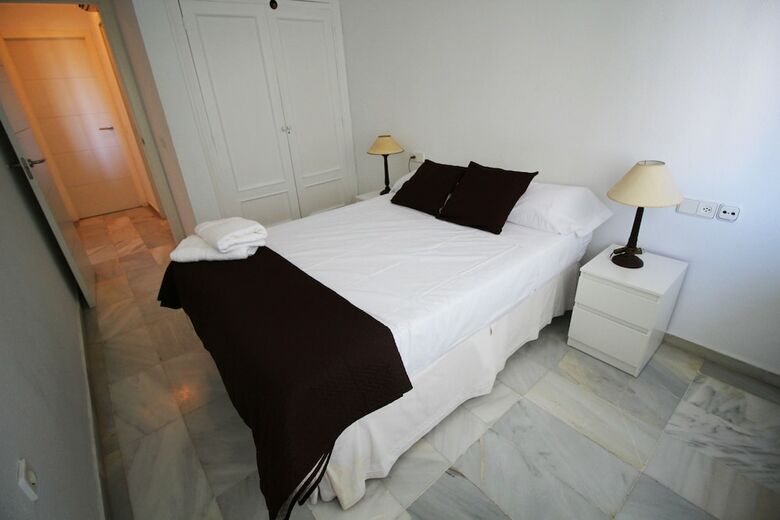 Corintio 4� C - Apartamento A 400m de La Playa