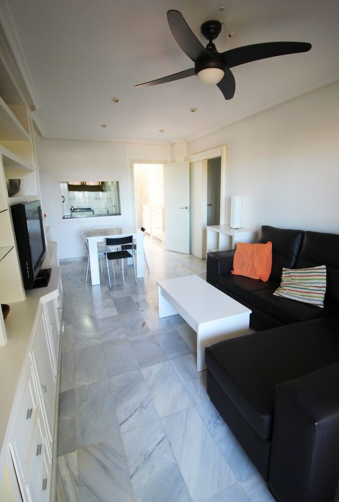 Corintio 4� C - Apartamento A 400m de La Playa