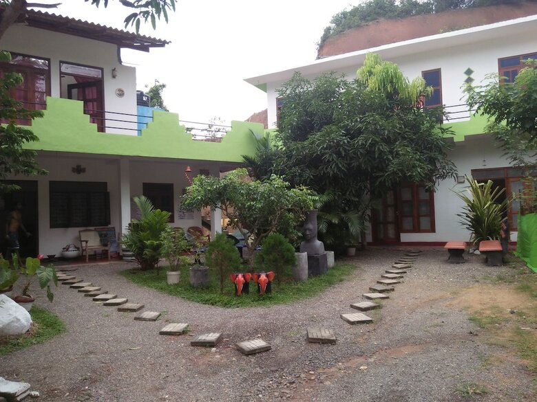 Bed & Breakfast Soul Mates