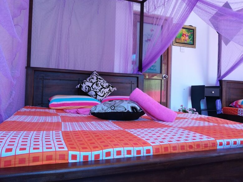 Bed & Breakfast Soul Mates