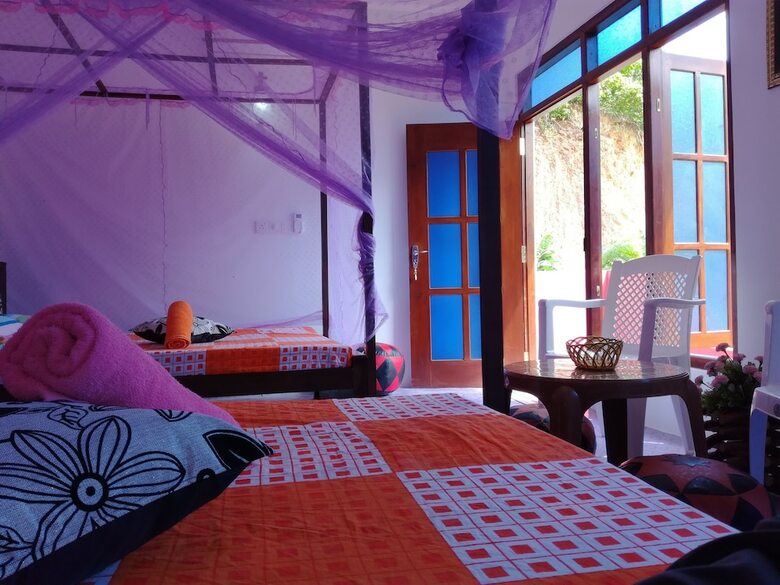 Bed & Breakfast Soul Mates