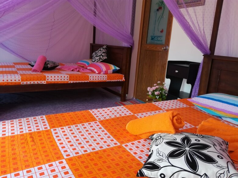 Bed & Breakfast Soul Mates