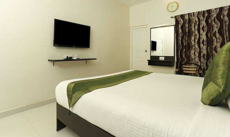 Hotel Treebo Trend Light House