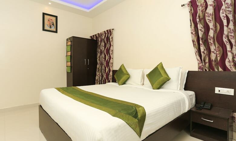 Hotel Treebo Trend Light House