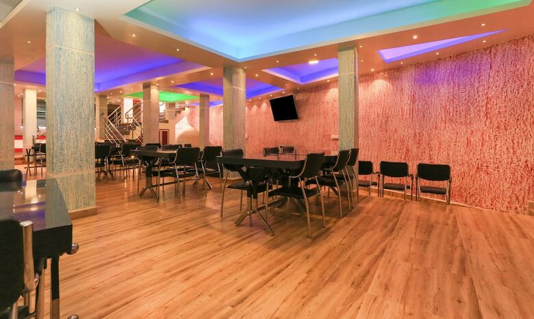 Hotel Treebo Trend Light House