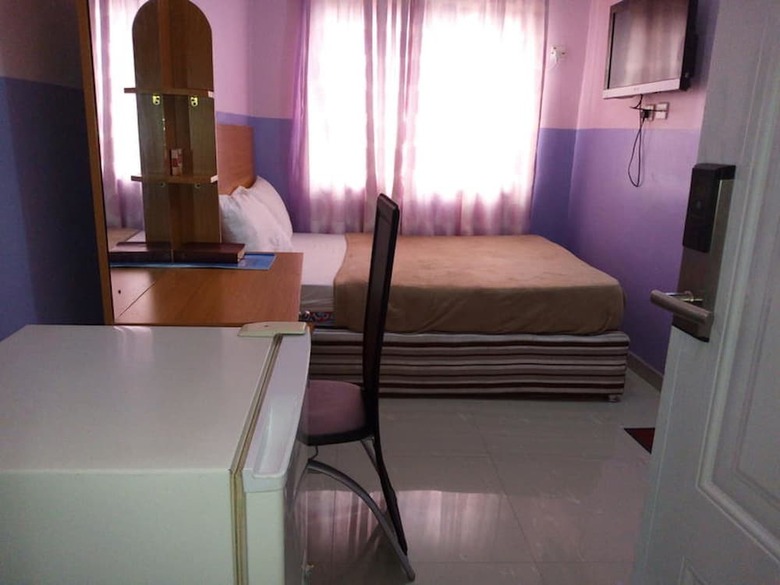 Link Majestic B2 Suites And Hotel