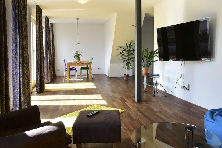 Seeger Living City Apartments
