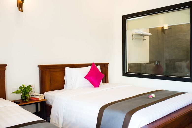 Hostal Noni Tree Hostel