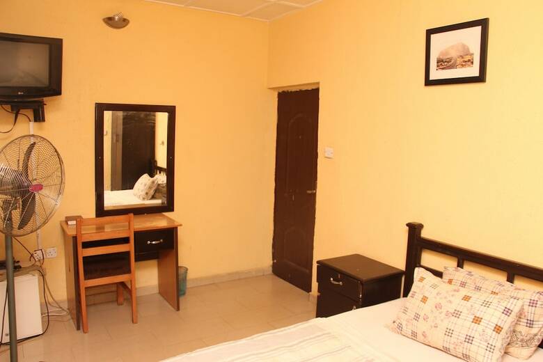 Hotel Sapphire Guest House