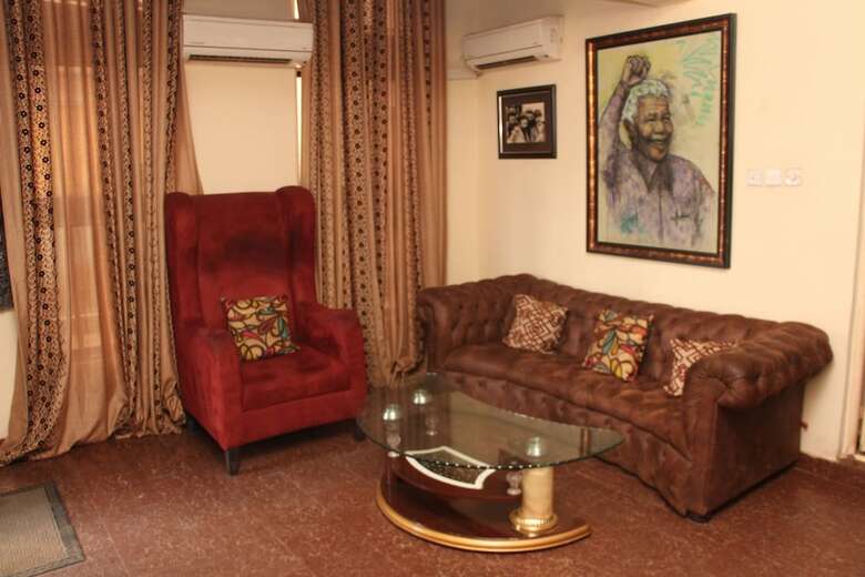Hotel Sapphire Guest House