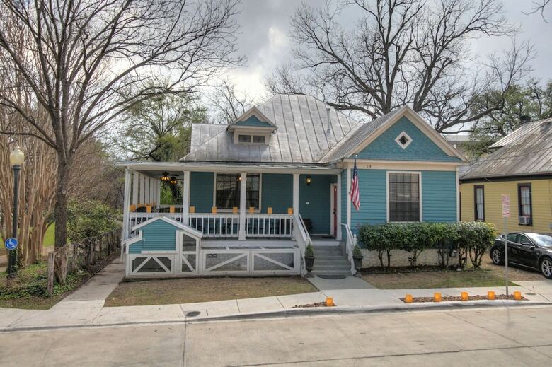 Bed & Breakfast Inn On The Riverwalk