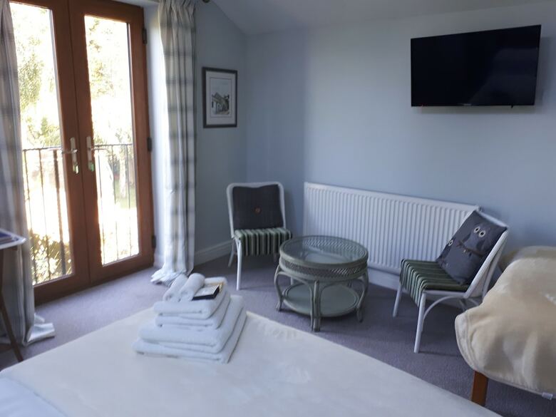 Field View B&B