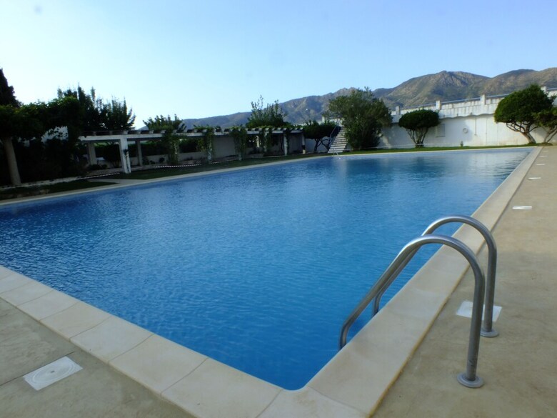 Apartamentos Estudio La Mas�a - A168