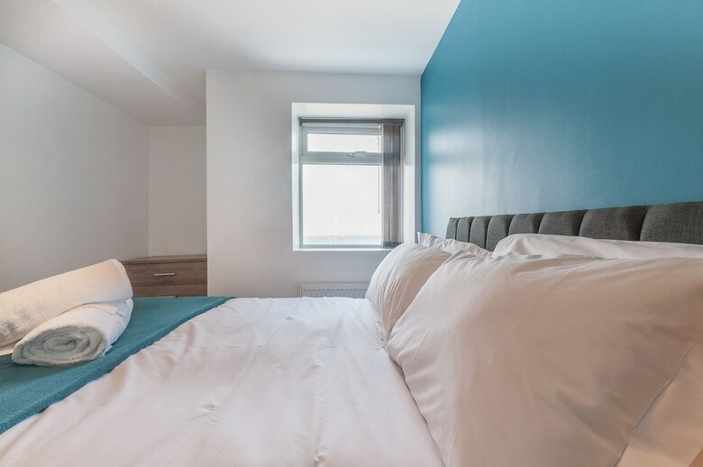Five Way Apartments