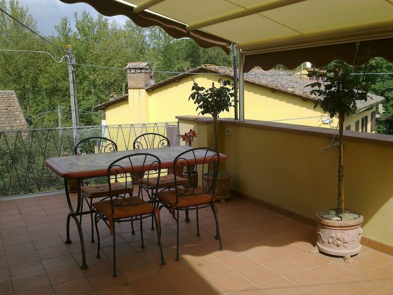 Bed & Breakfast Chiantirooms Guesthouse