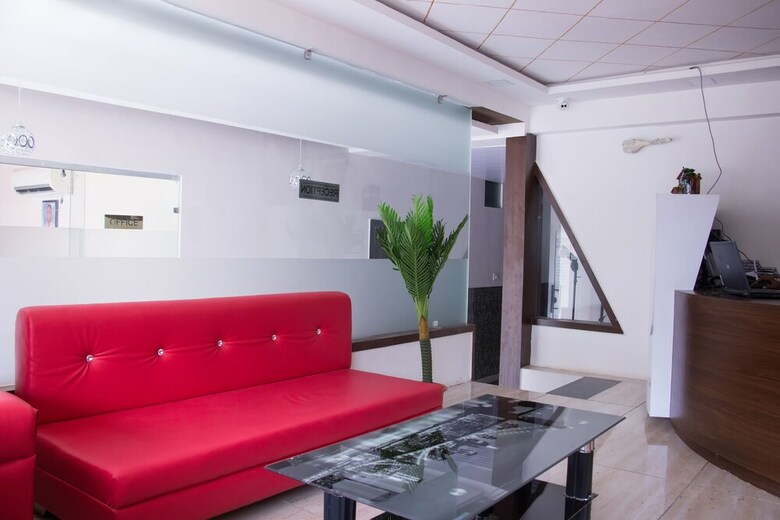Hotel Shree Palace & Restaurant