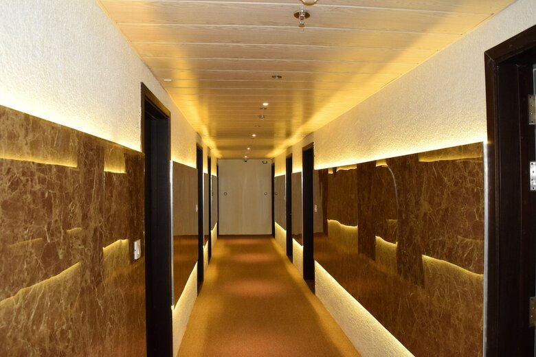 Hotel Mumbai House
