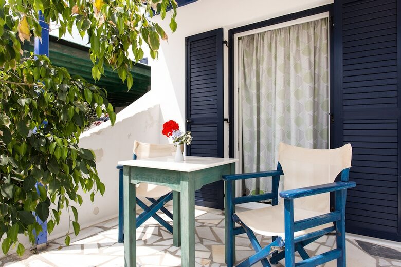 Hotel Theologos Place
