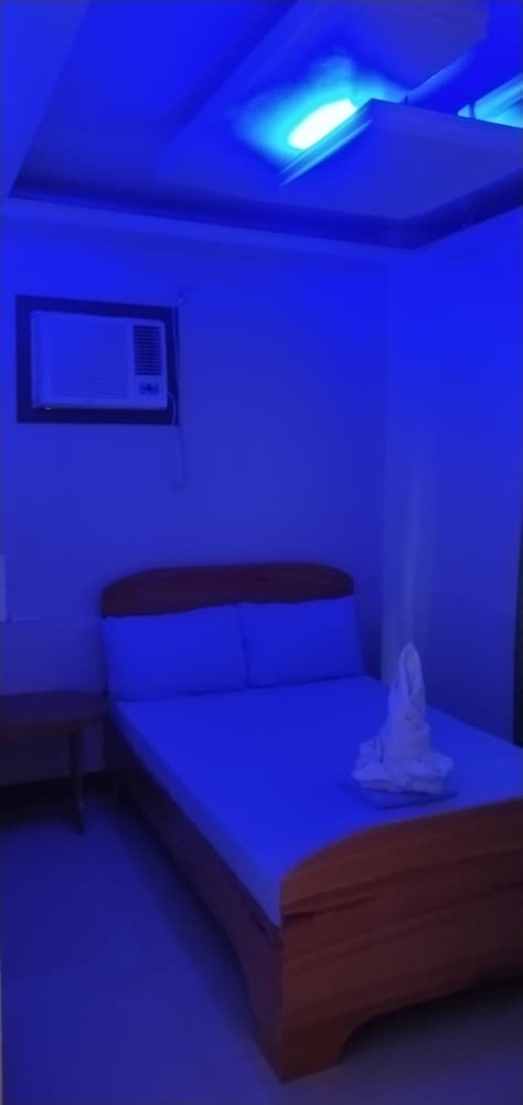 Hotel Palm Bay Beach Cottages