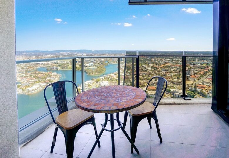 Apartamentos Circle On Cavill Apts - Holiday Paradise