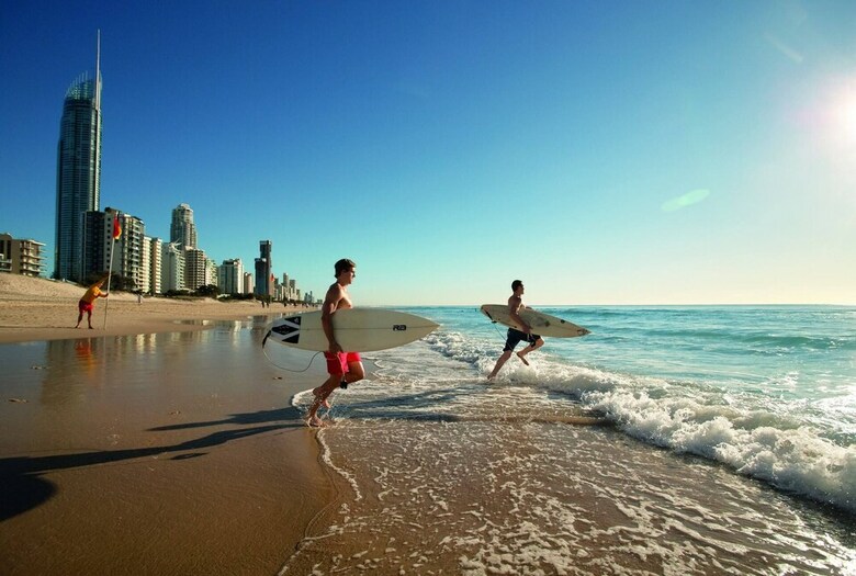 Apartamentos Circle On Cavill Apts - Holiday Paradise
