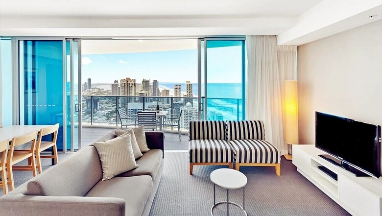 H Residence Apartments- Holiday Paradise