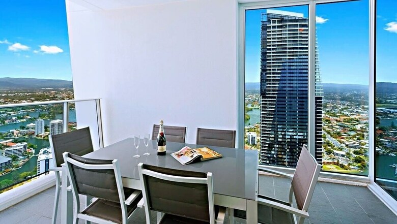 H Residence Apartments- Holiday Paradise