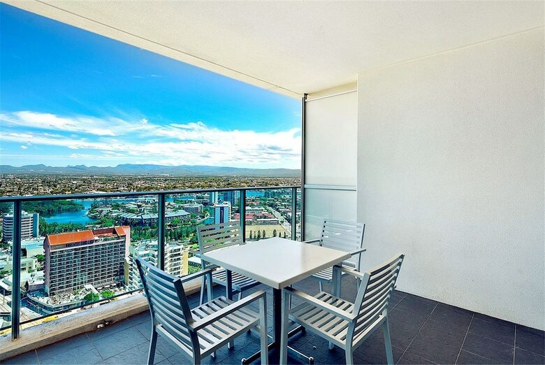 H Residence Apartments- Holiday Paradise