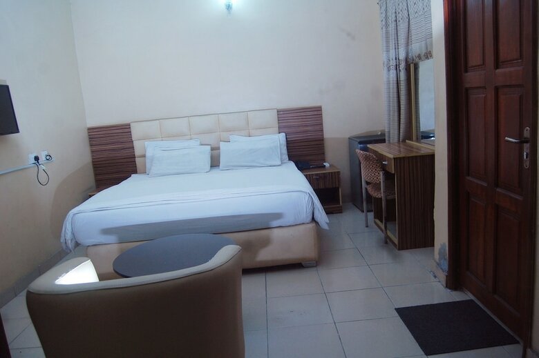Oasis Green Garden Hotel