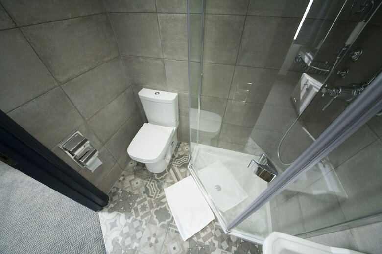 Hotel The Pack And Carriage London