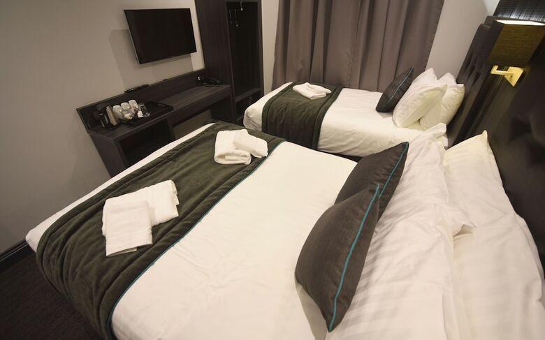 Hotel The Pack And Carriage London