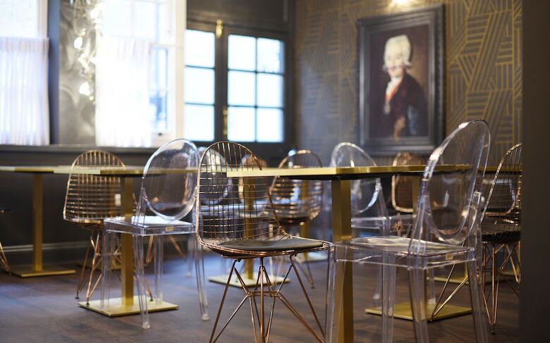 Hotel The Pack And Carriage London