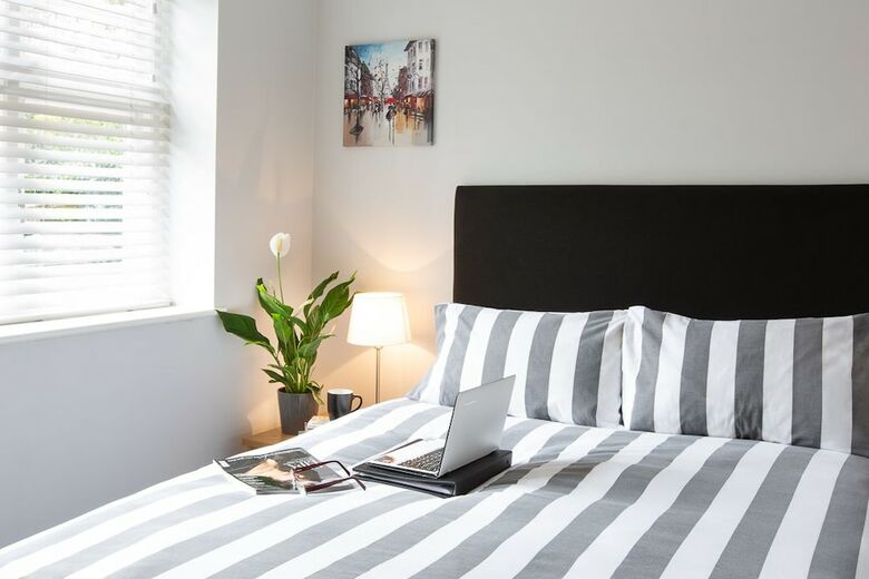 Apartamentos Homefromholme Alban House