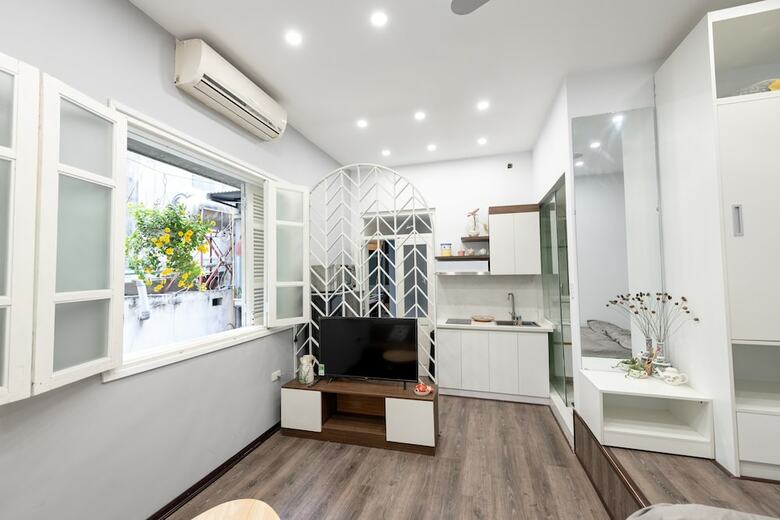 Hotel Hover House