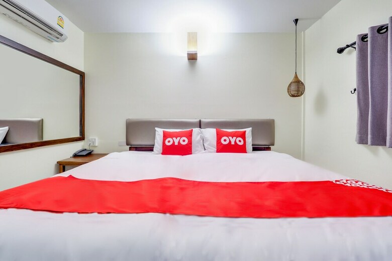 Hotel Oyo 787 Ngeeb Bed & Breakfast