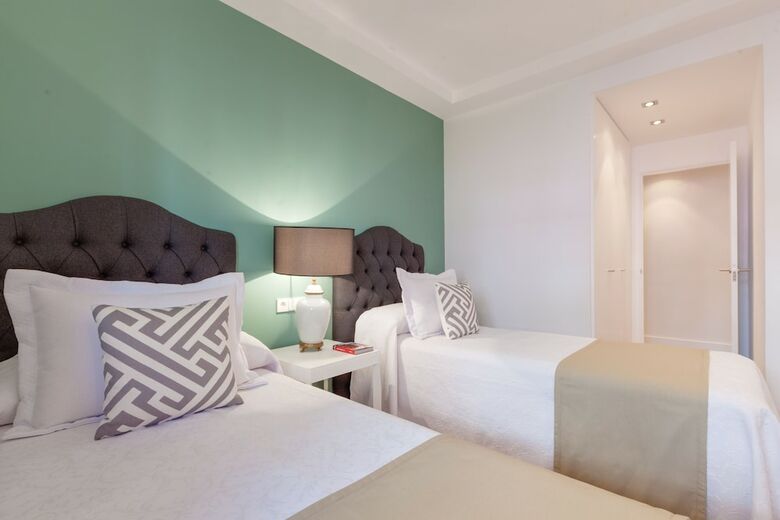 Apartamentos Home Club General Pardi�as III