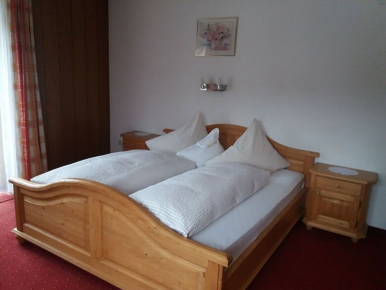 Hotel Sonnenhof Mieming Apartments & Zimmer