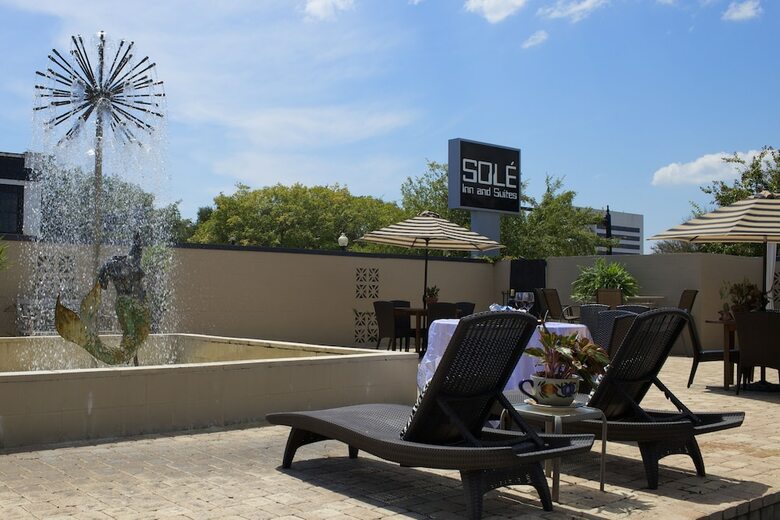 Motel Sole Inn And Suites